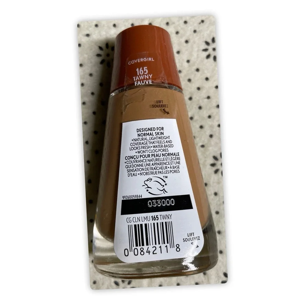 Covergirl Clean‎ Liquid Foundation, 165 Tawny